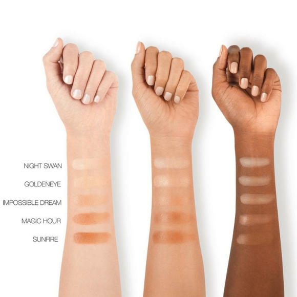 NARS LIGHT REFLECTING EYE BRIGHTENER. - Picture 8 of 13